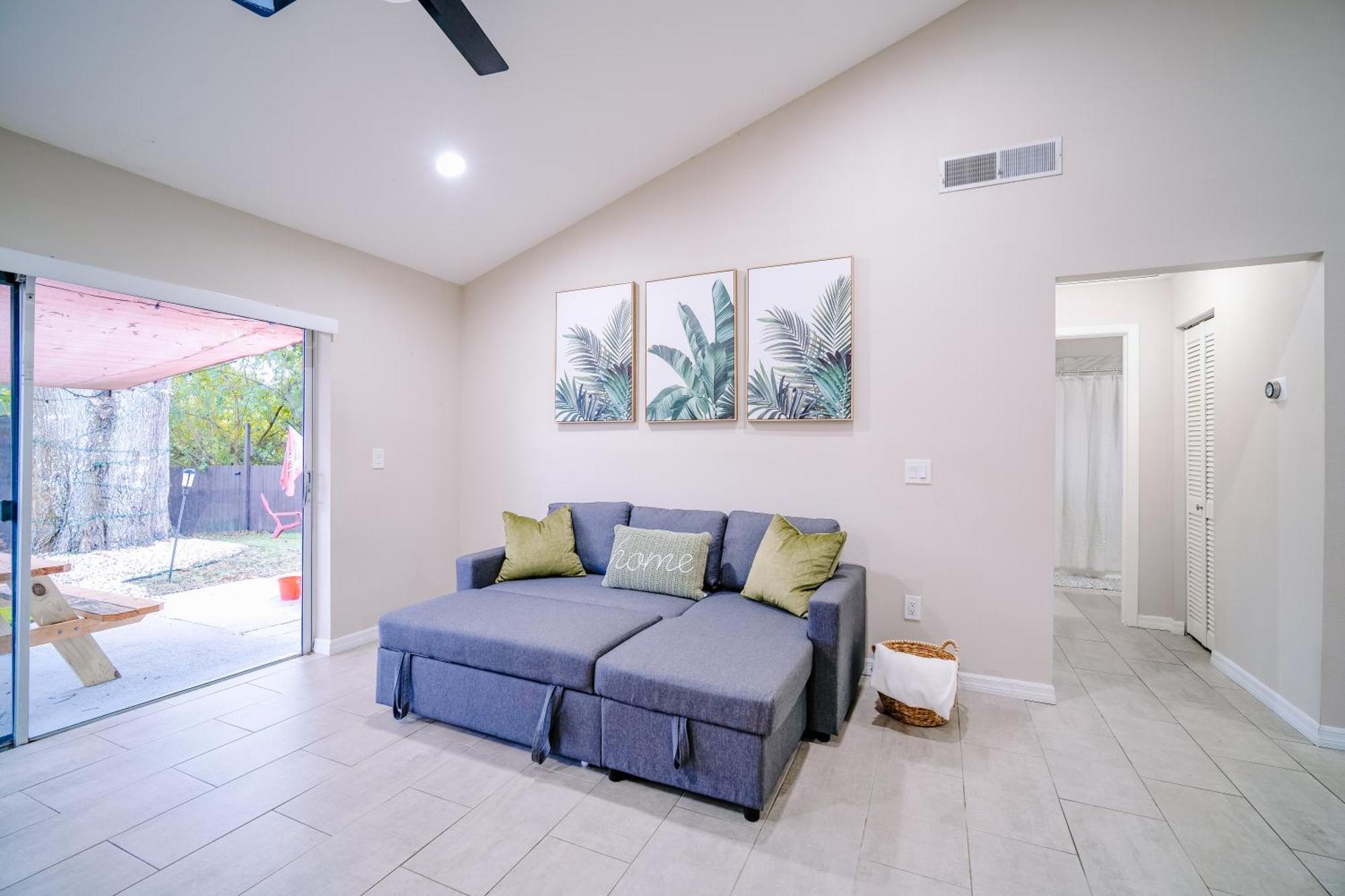 Вилла Charm Retreat Modern Haven In Great Location Лутц Экстерьер фото